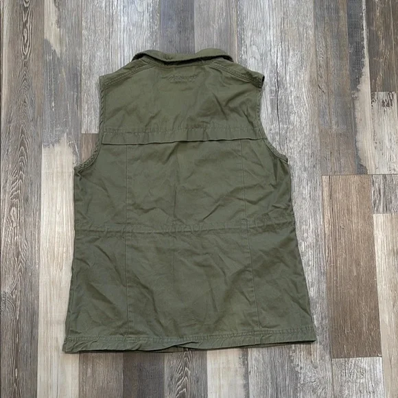 Columbia Olive Green Vest Size Medium - Picture 4 of 4